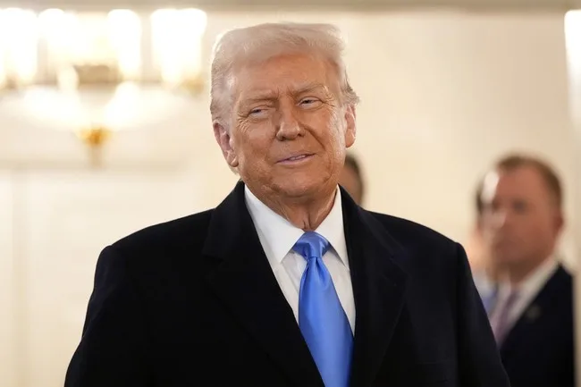 Trump Issues Kaitlan Collins, a Key Reminder From the Oval Office