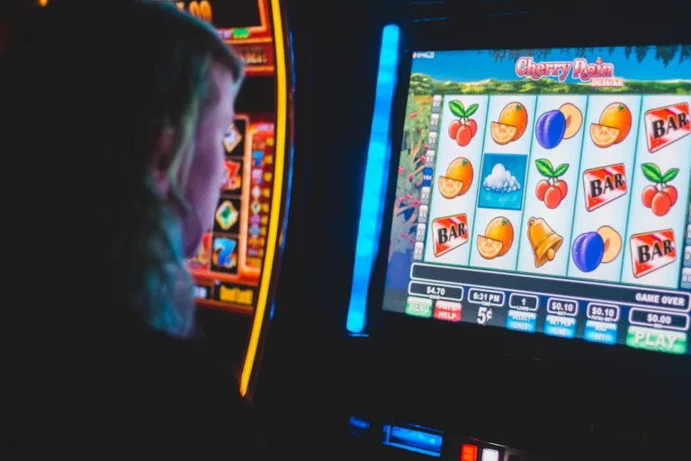 How to Make Money from Gambling Online (Beginner’s Guide 2025)